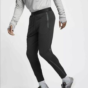 Nike Tech Pack Therma Sphere Pants - Men's Small
